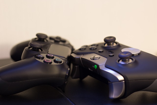 Co jest tańsze Xbox One czy PS4?