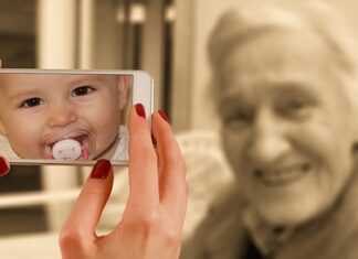 Jaka jest różnica między telefonem komórkowym a smartfonem?